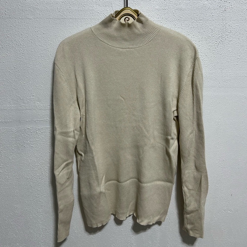 H&M Men's Beige Turtleneck Sweater